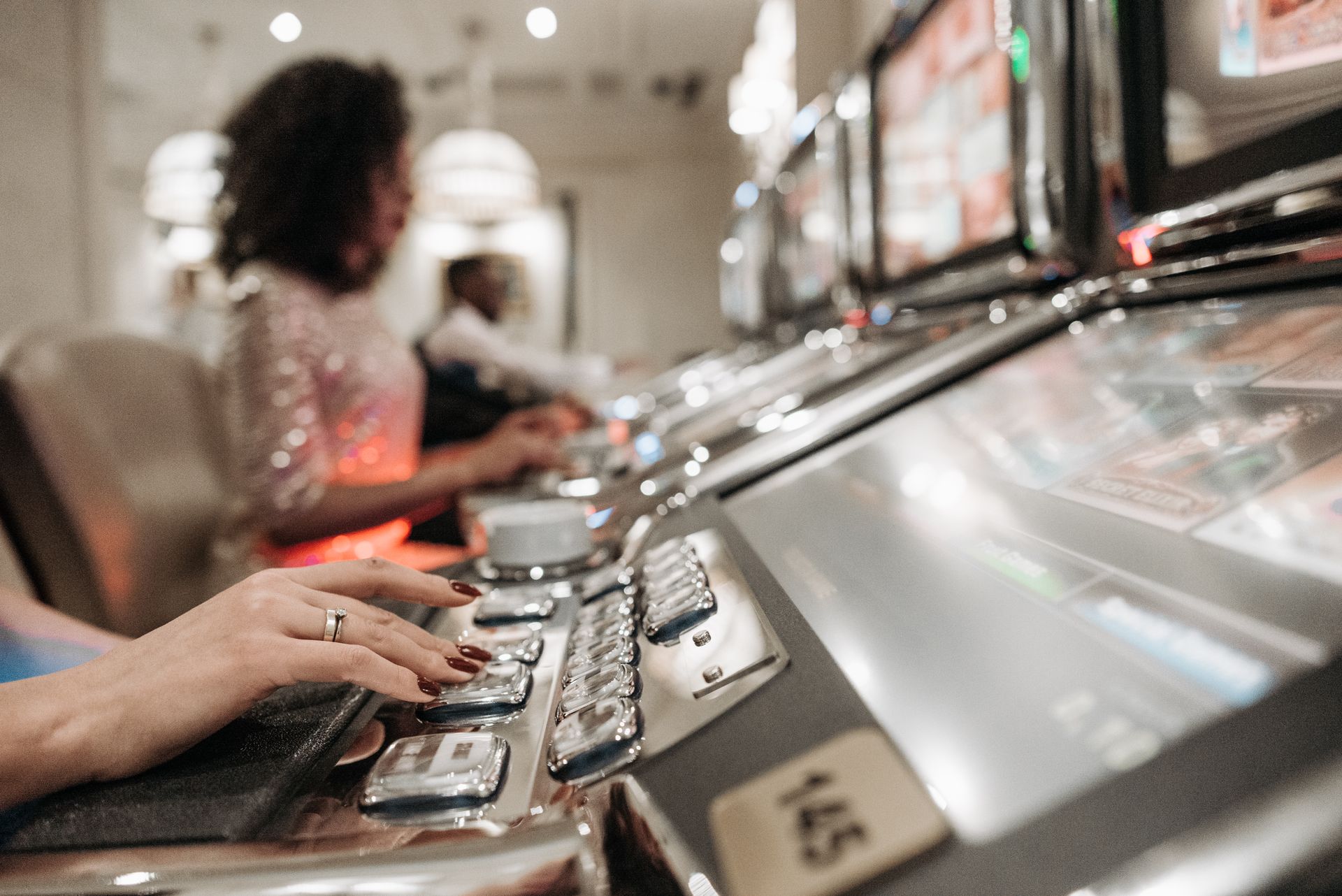 Crown Play Casino: The Best Fast Cashout Free Bonus Site